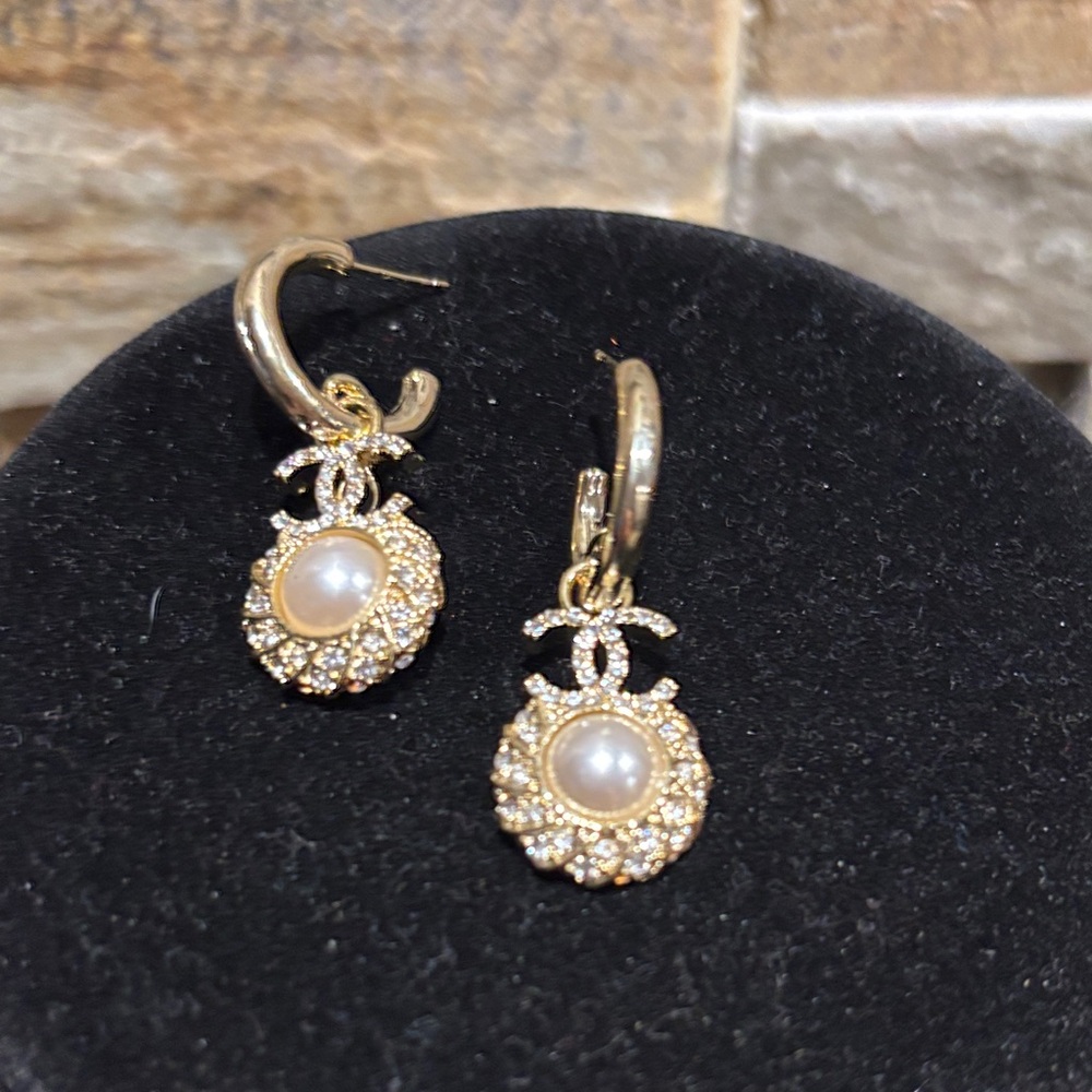 Elegant Gold and Pearl CC Drop Earrings
